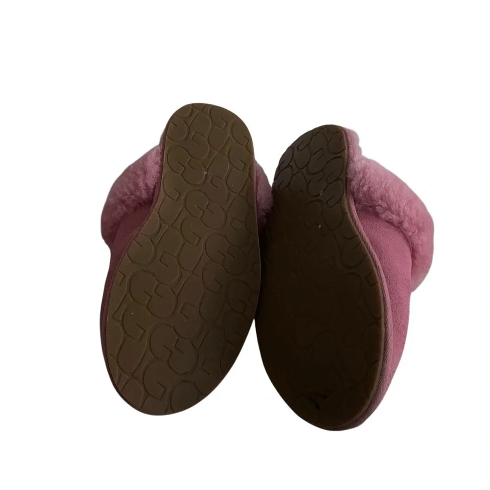UGG Pink Plush Slippers Women Size 7 - Picture 7 of 9